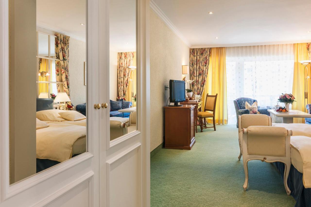 באדנוויילר Relais & Chateaux Hotel Schwarzmatt מראה חיצוני תמונה
