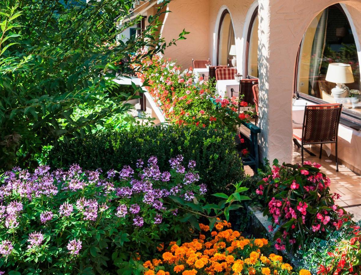 באדנוויילר Relais & Chateaux Hotel Schwarzmatt מראה חיצוני תמונה